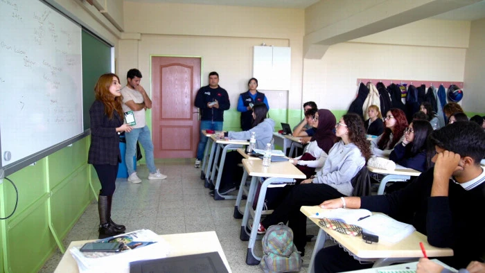 Aliağa Belediyesi’nden Üniversiteye Hazırlanan Gençlere Destek