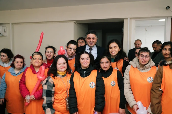 Aliağa’da 3 Aralık Dünya Engelliler Günü kutlandı
