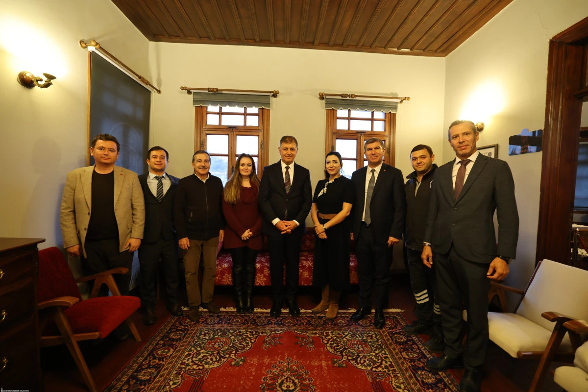 Başkan Tugay 13. Burdur Kitap Fuarı’nın açılışına katıldı
