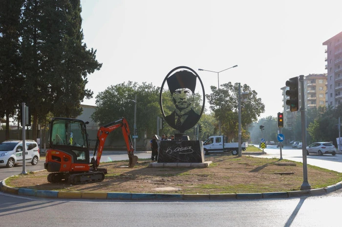 Buca’da kurakçıl peyzajla yeşil alanlarda dönüşüm