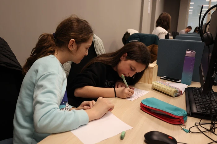 Efeler’de Dijital Gençlik Merkezi Eğitimleri İçin Başvurular Başladı