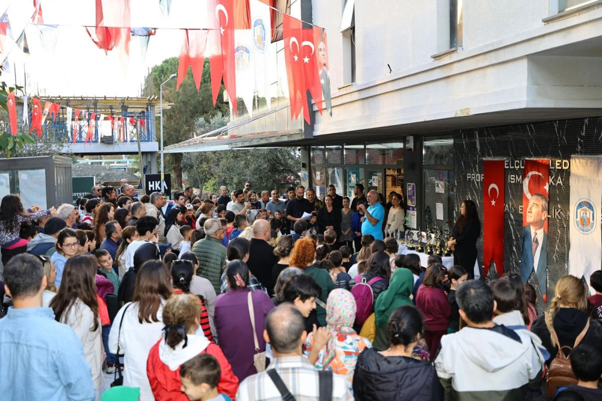 Efes Selçuk’ta Atatürk Anısına Satranç Turnuvası Düzenlendi