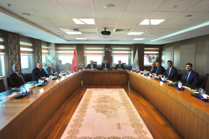 İYİ Parti’den Ankara’da tarım ve ticaret sektörüne ziyaret