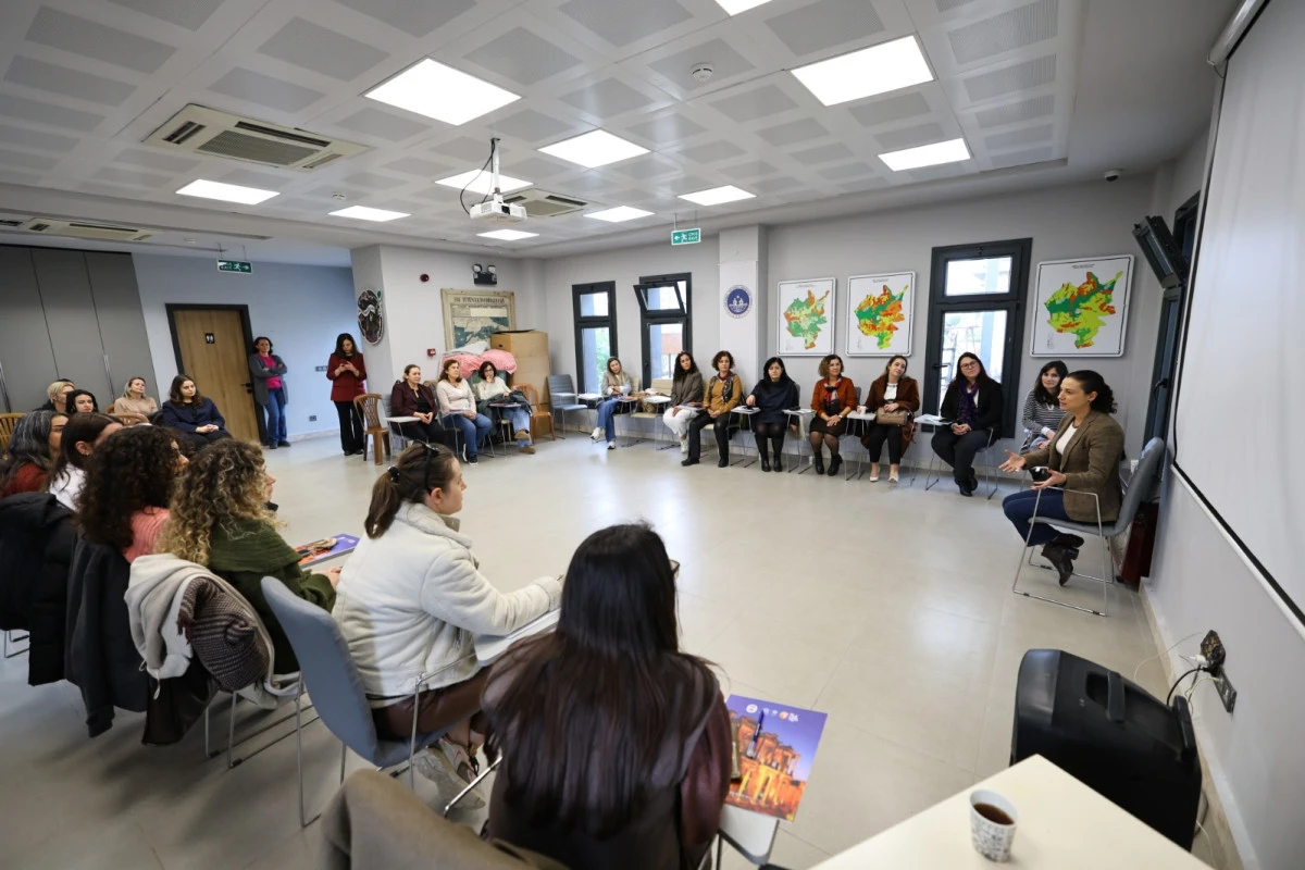 Kadın Dayanışma Merkezleri Ağı Efes Selçuk’ta toplandı