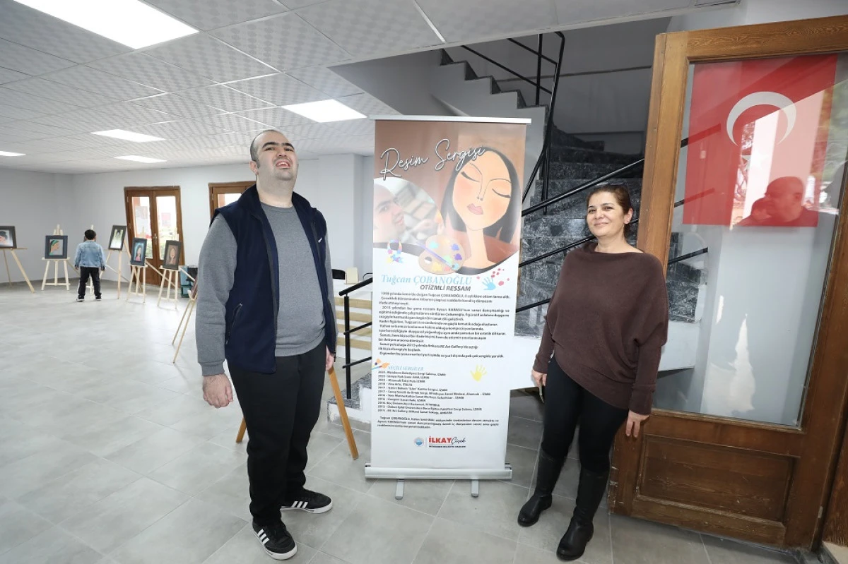 Menderes’te otizmli Tuğcan’dan özel resim sergisi