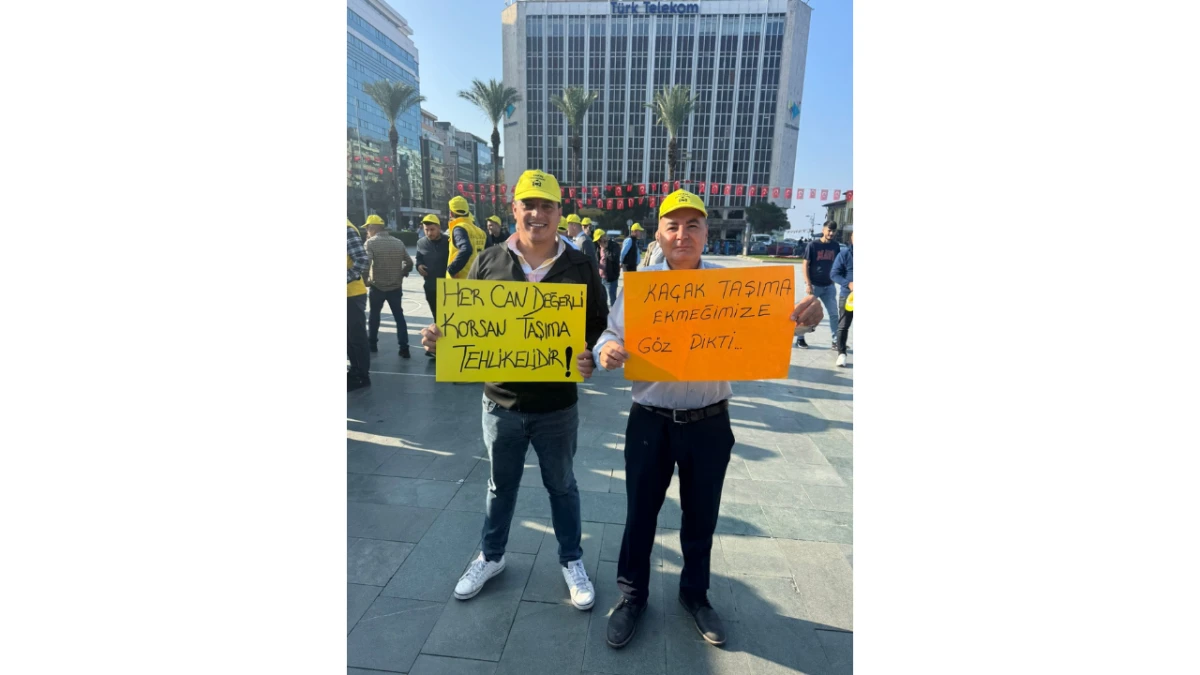 Taksiciler İzmir’de korsan taşımacılığa tepki gösterdi