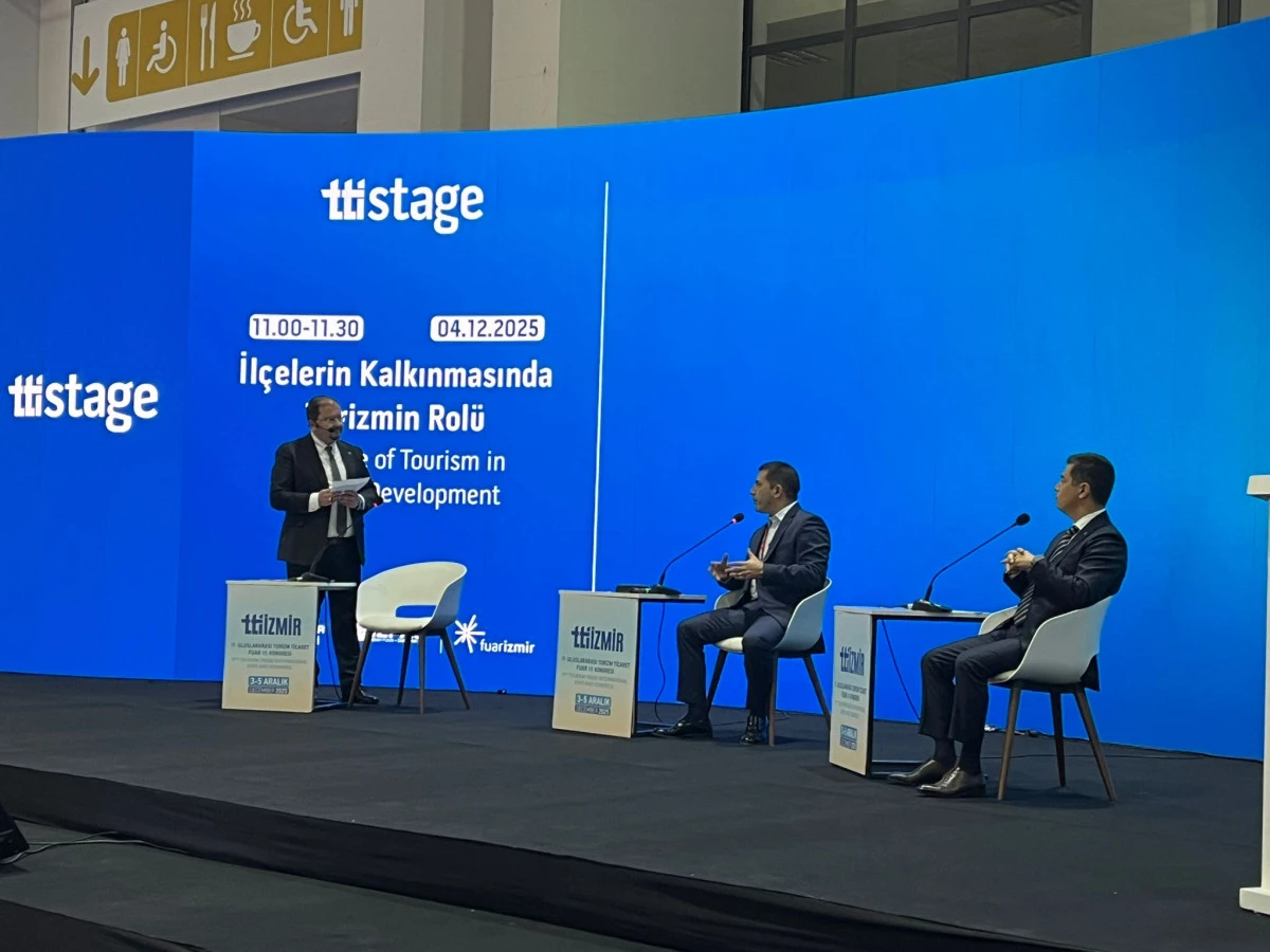 Turizmin geleceği İzmir Turizm Fuarı’nda konuşuldu: “Planlama şart”
