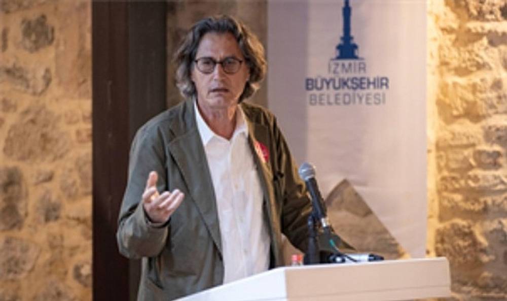 Başkan Tugay'dan gençlere: Siz tasarlayın birlikte uygulayalım