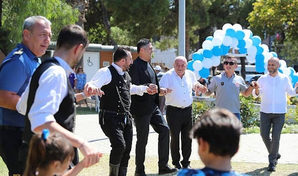 Aliağa'da Balık Sezonu Coşkuyla Açıldı
