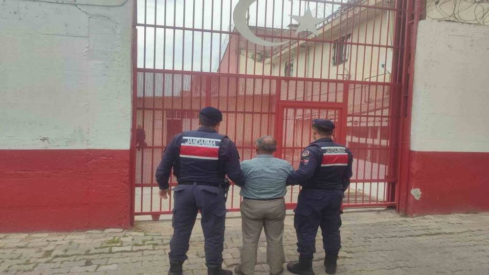 Efeler’de 11 yıl hapis cezası ile aranan şahıs yakalandı
