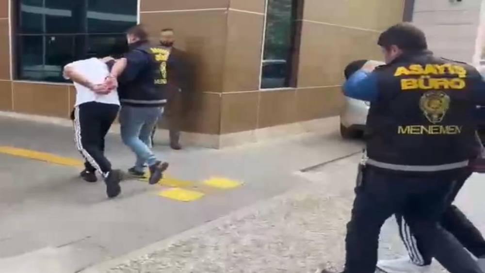 İzmir’de Peş Peşe Silahlı Saldırılar: 2 Şüpheli Tutuklandı