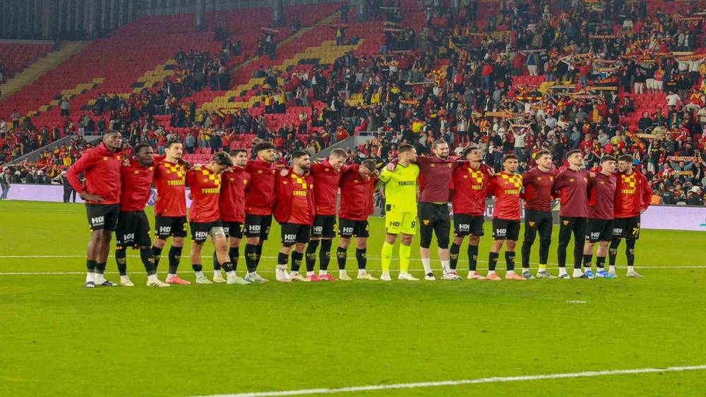 Göztepe, Adana Demirspor Deplasmanında Galibiyet Arıyor