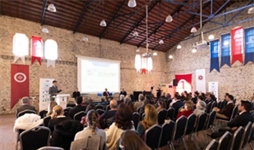 İzmir&rsquo;de İklim Değişikliği ve Su Y&ouml;netimi Paneli: Kentsel Yeraltı Suları Masada