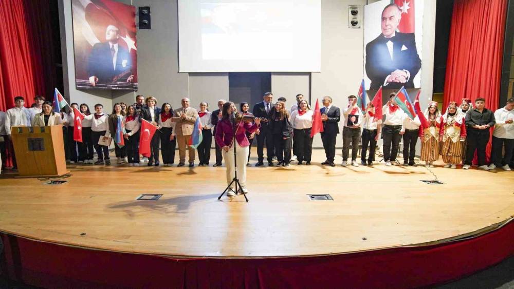 Aliağa’da Gül Bayramı etkinliği düzenlendi
