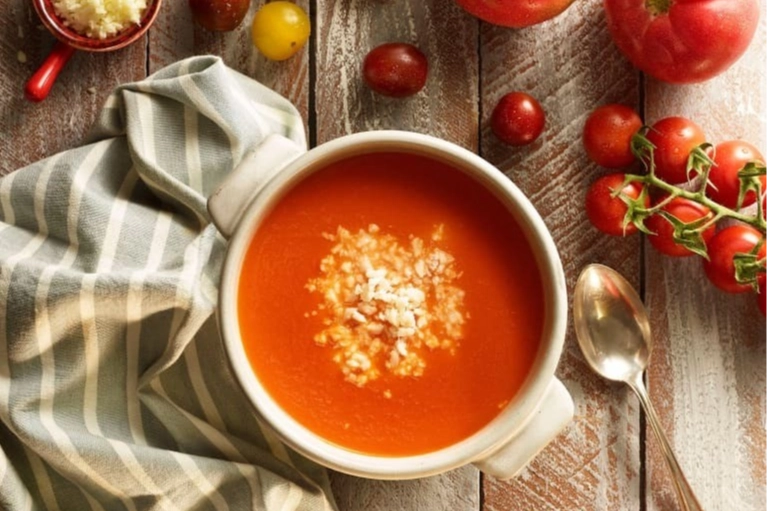 Uzmanlar uyardı: Hazır &ccedil;orbalar tuz t&uuml;ketimini artırabilir