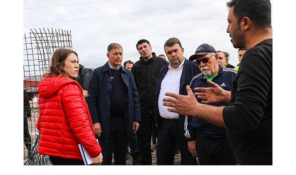 Seferihisar&rsquo;da sel sonrası 45 ev temizlendi, &ccedil;alışmalar s&uuml;r&uuml;yor