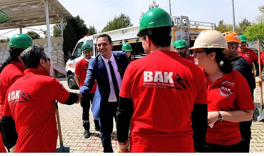 Bornova Arama Kurtarma Ekibi AFAD akreditasyonunu aldı