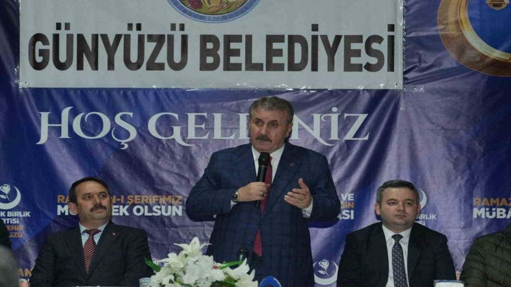 BBP Genel Başkanı Destici: "T&uuml;rkiye g&uuml;&ccedil;l&uuml; olmak zorunda"
