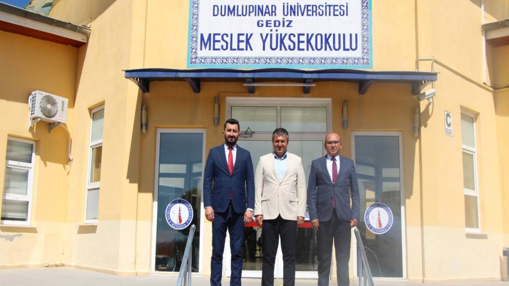 Gediz Meslek Yüksekokulu’nda eğitim ve iş dünyası güç birliği kuruldu