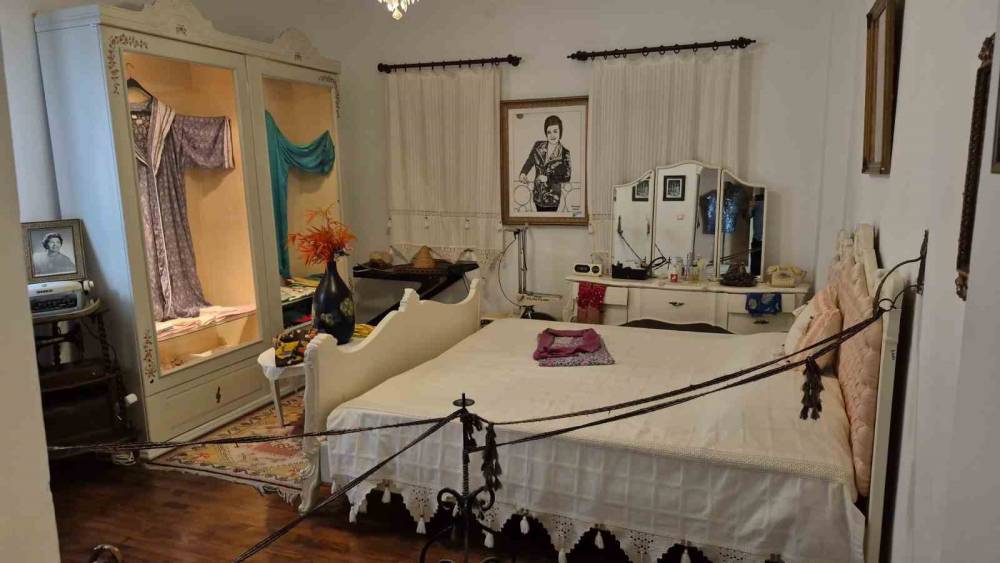 Zeki Müren, 29 Yıl Sonra Bodrum’da Sevenleriyle Buluştu