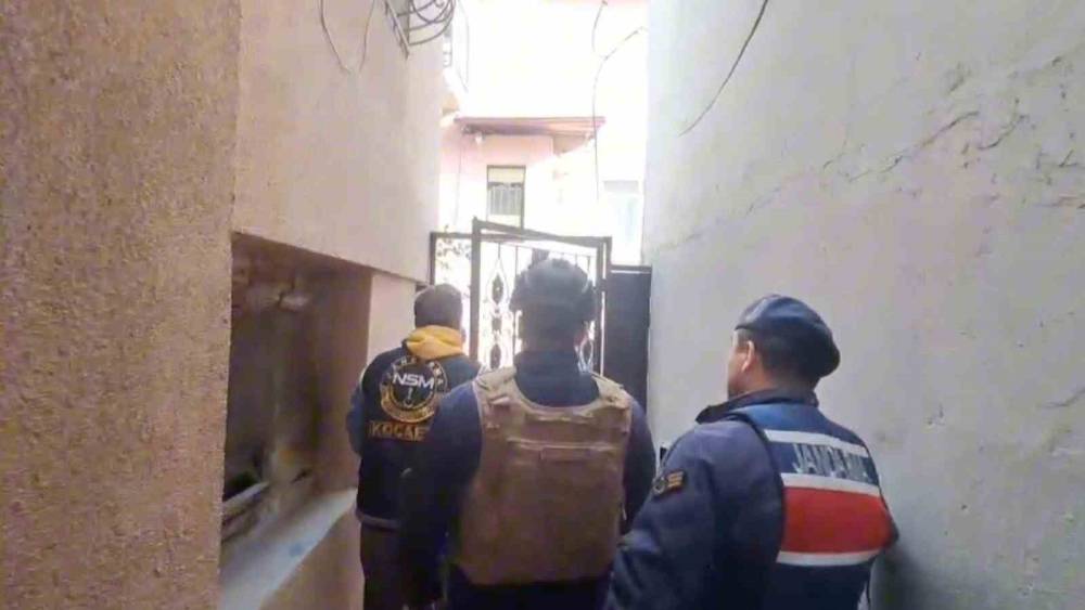Kocaeli&rsquo;de uyuşturucu operasyonu: 36 kişi g&ouml;zaltına alındı