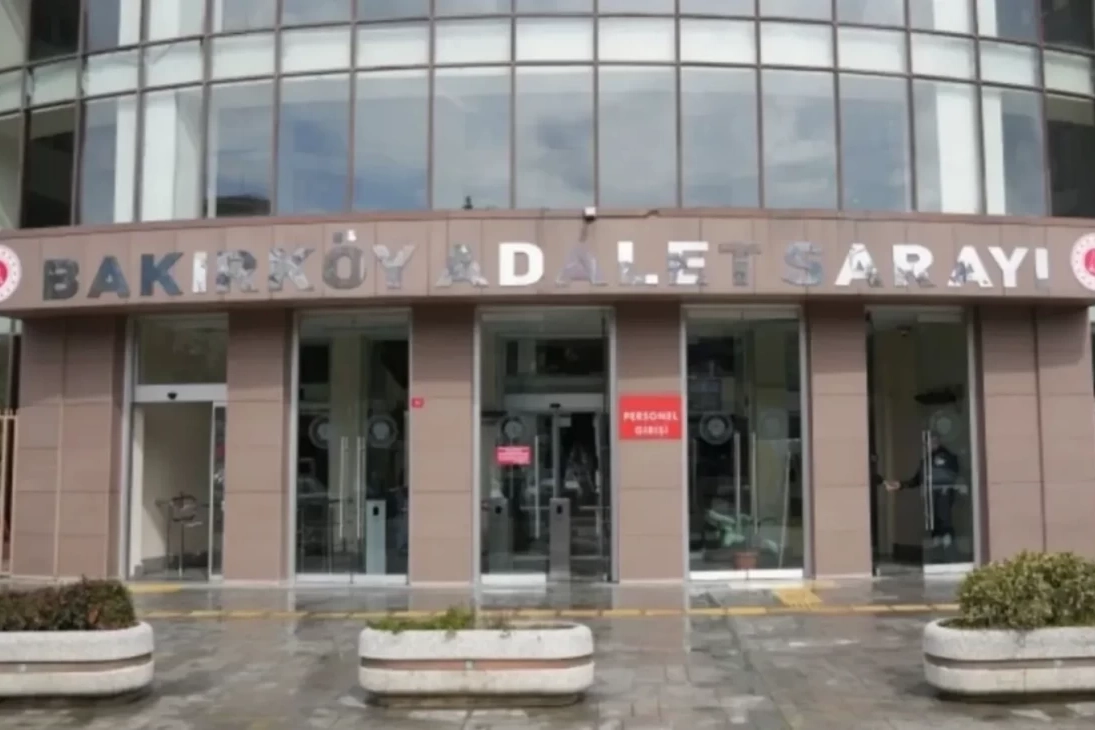 Mahkeme g&ouml;r&uuml;nt&uuml;lerini paylaşanlar hakkında soruşturma başlatıldı