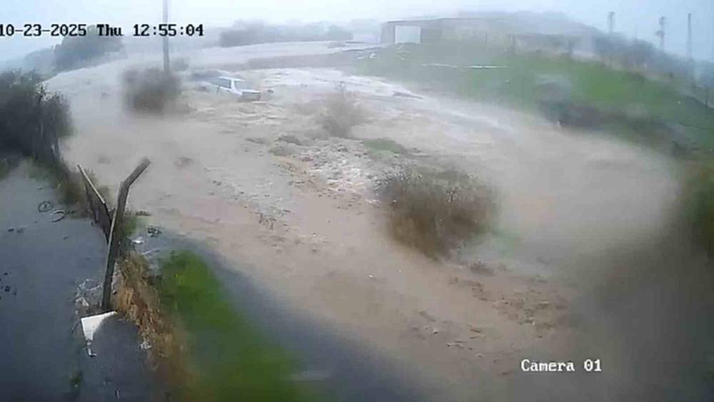 Foça Selinde Kayıp Adamın Araç Görüntüleri İnceleniyor