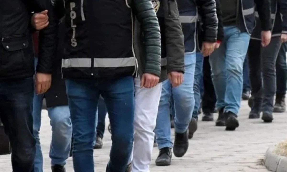 26 şirkete mali m&uuml;şavir operasyonu!