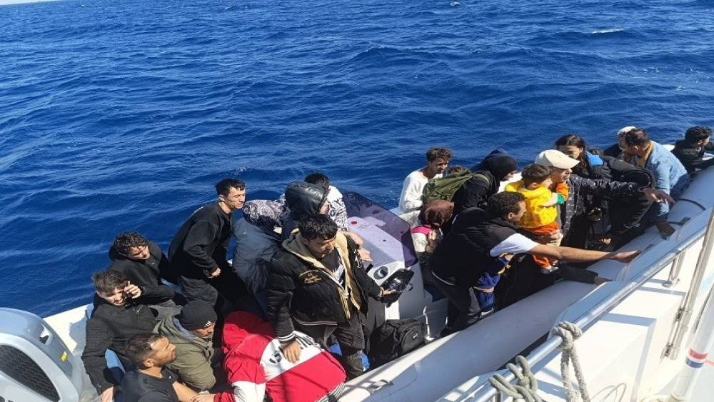 Sahil Güvenlik Ekipleri 26 Kişiyi Hayata Döndürdü