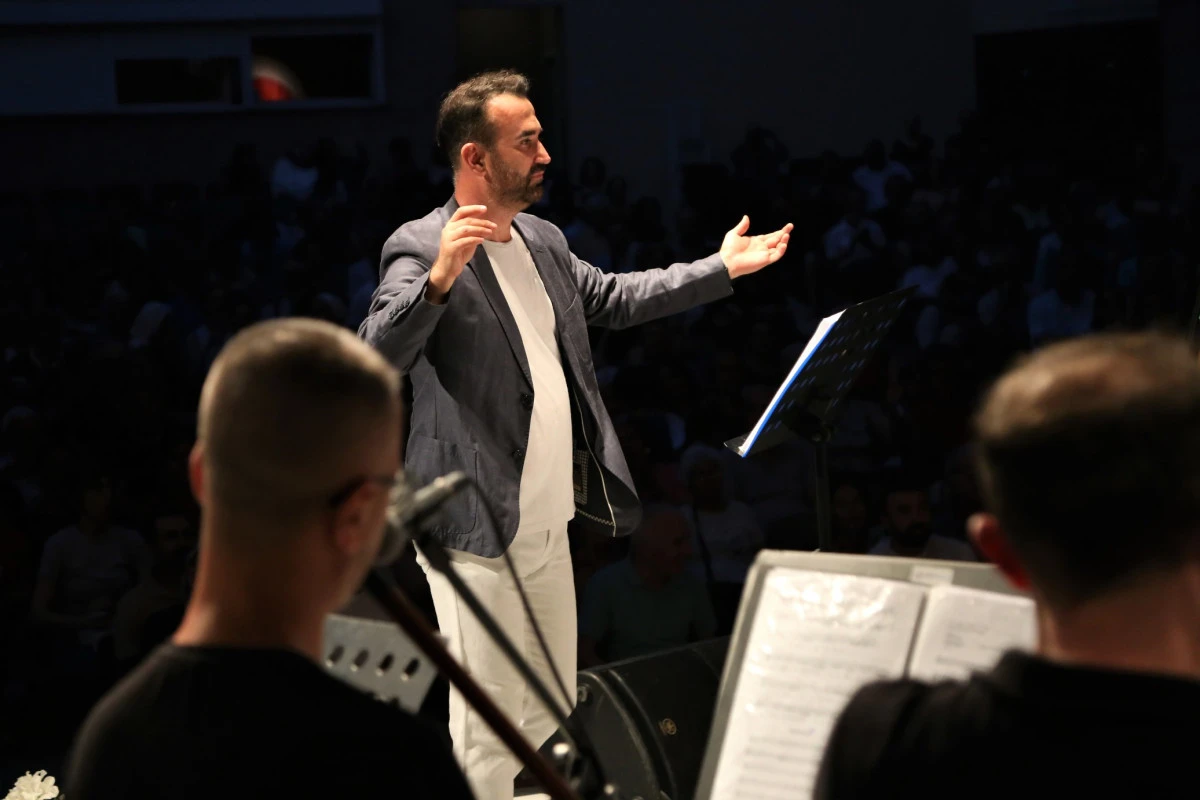 30 Ağustos Zafer Bayramı Bornova’da konserle taçlandı