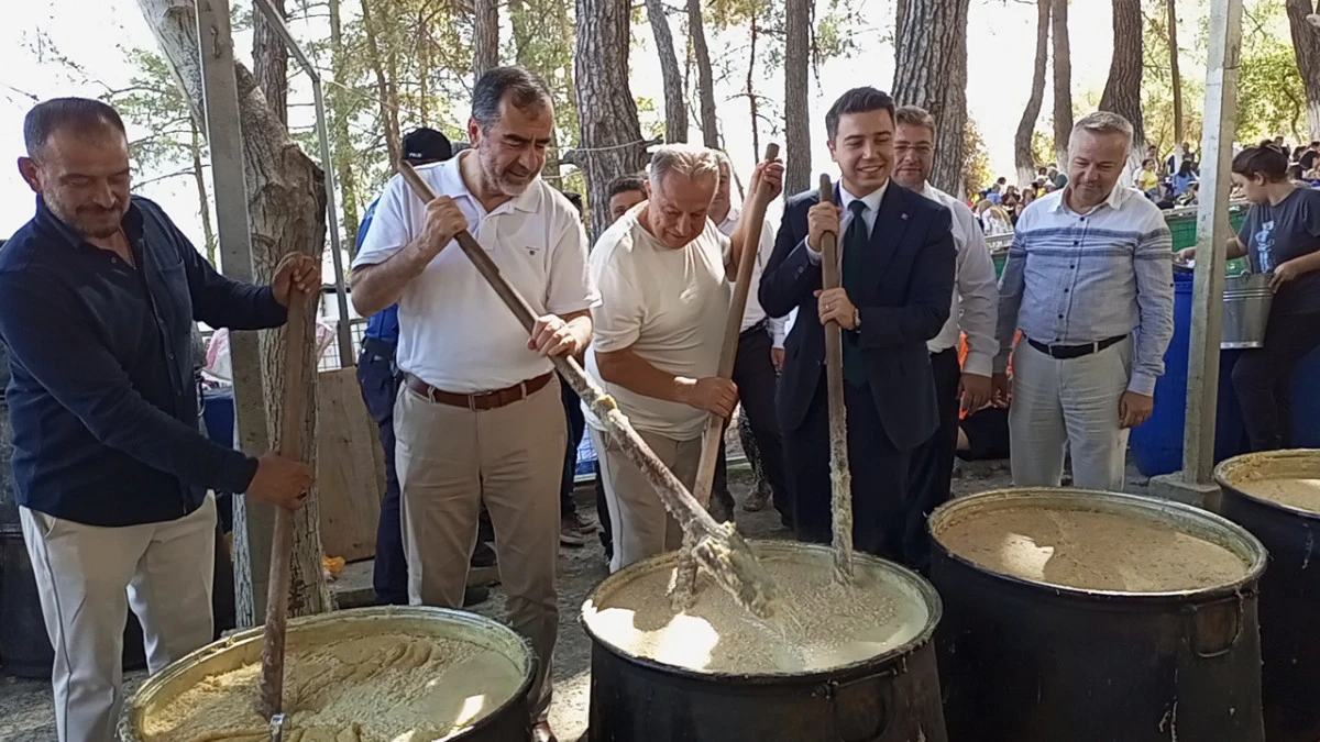 743 yıldır devam eden keşkek hayrına on binler katıldı
