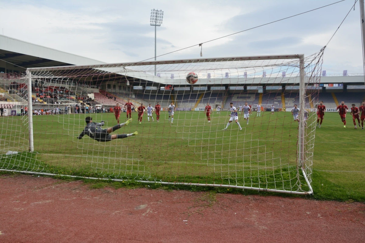 Afyonspor, haftalar sonra ligde puan sevinci yaşadı
