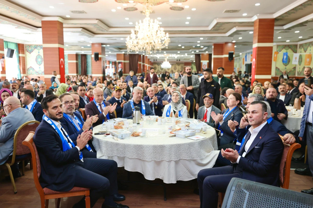 AK Parti’den Esenyurt’ta Hizmet ve Birlik Sözü