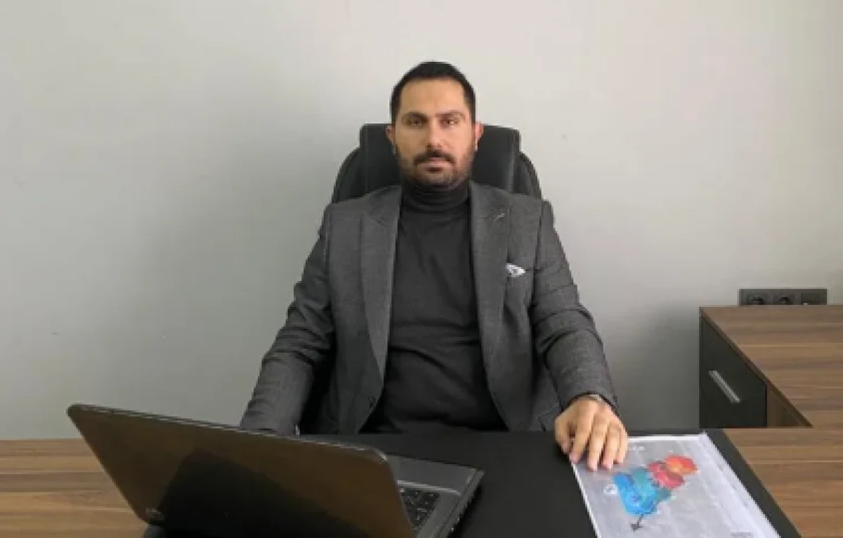 AK Partili Demir&rsquo;den Bayraklı Meclisi&rsquo;nde kentsel d&ouml;n&uuml;ş&uuml;m eleştirisi