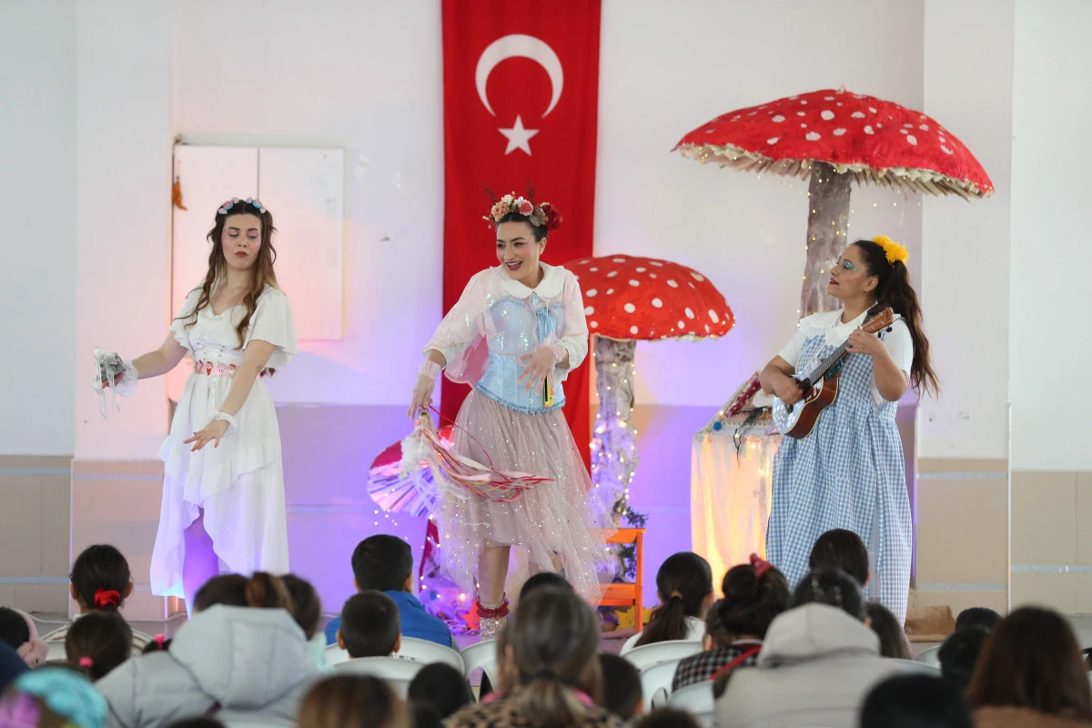 Aliağa&rsquo;da s&ouml;mestr tatili şenliğe d&ouml;n&uuml;şt&uuml;