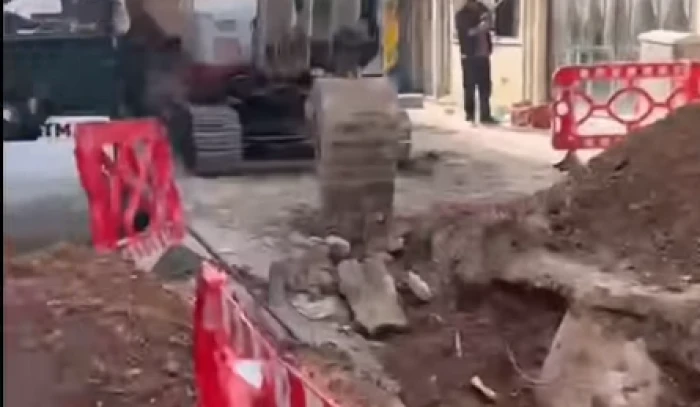 Alsancak&rsquo;ta altyapı &ccedil;alışmaları esnafı mağdur etti