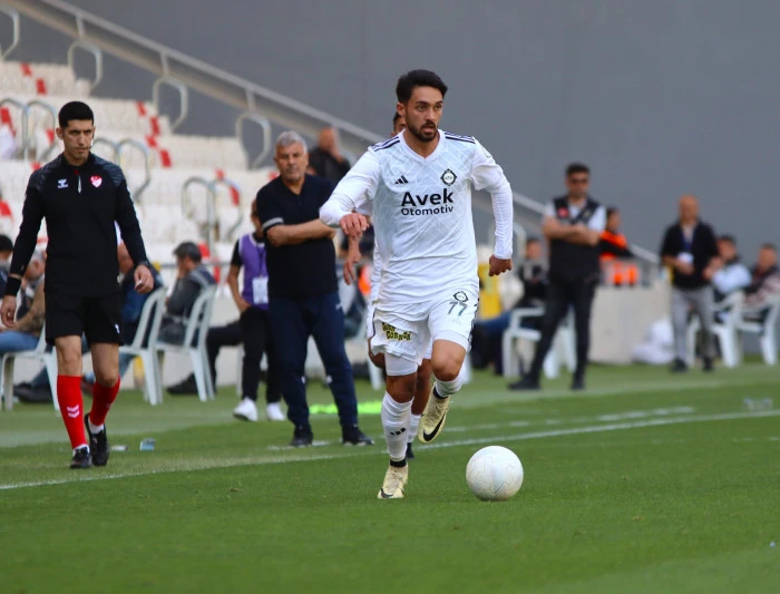 Altay, Onur Efe ile yeniden anlaştı