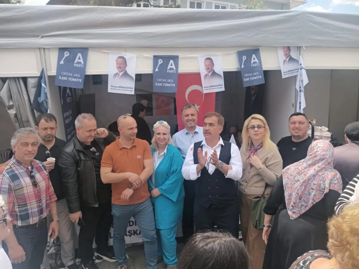 Anahtar Partili Akkar: Yarın daha fazla ziyaretçi bekliyoruz