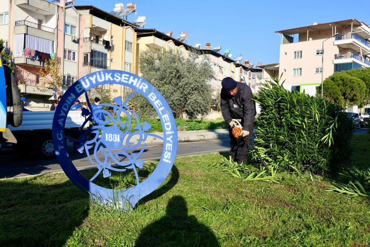  Aydın b&uuml;y&uuml;kşehir'den Nazilli'de temizlik &ccedil;alışması