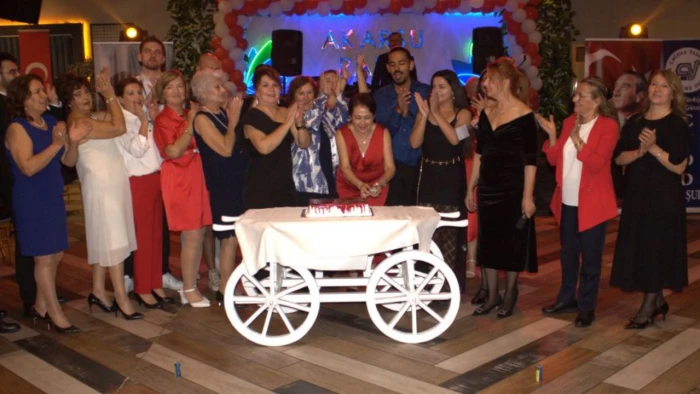 Aydın’da Eller Türk Bayraklarıyla Cumhuriyet İçin Sallandı