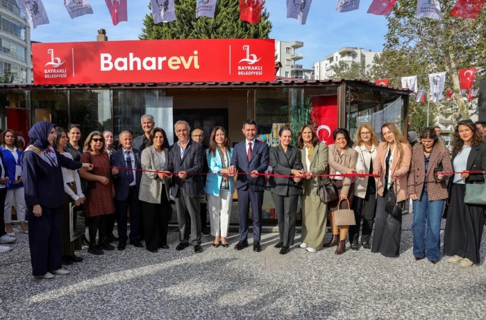 Bahar Evi Bayraklı’da kapılarını açtı