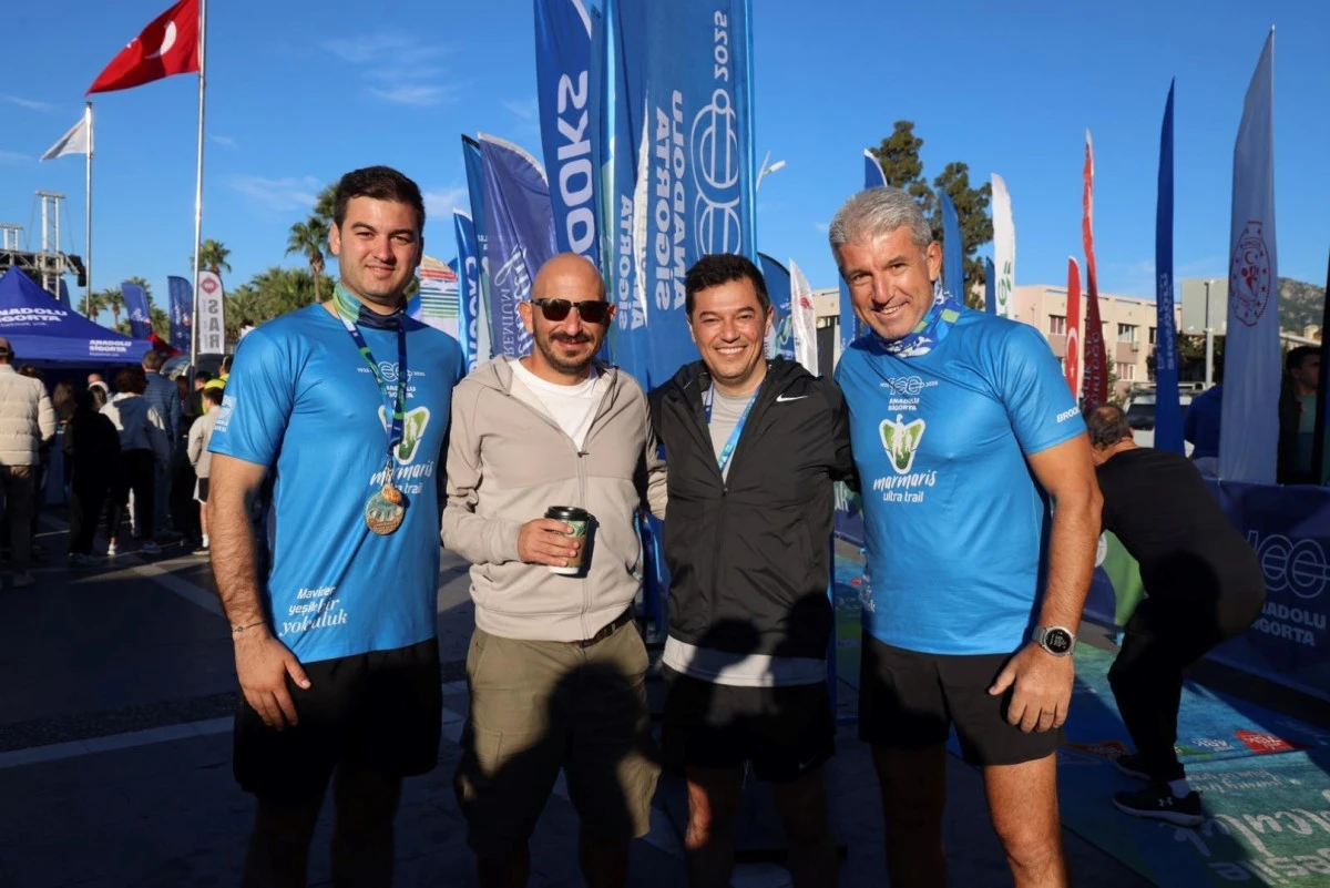 Başkan Mandalinci, Bitez'de Düzenlenen Sabah Koşusuna Katıldı