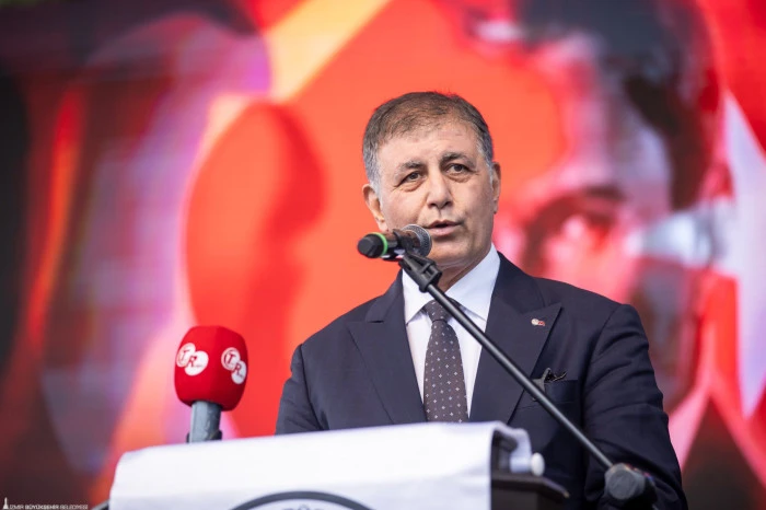 Başkan Tugay: Atatürk, Cumhuriyet ile sonsuza dek yaşayacak