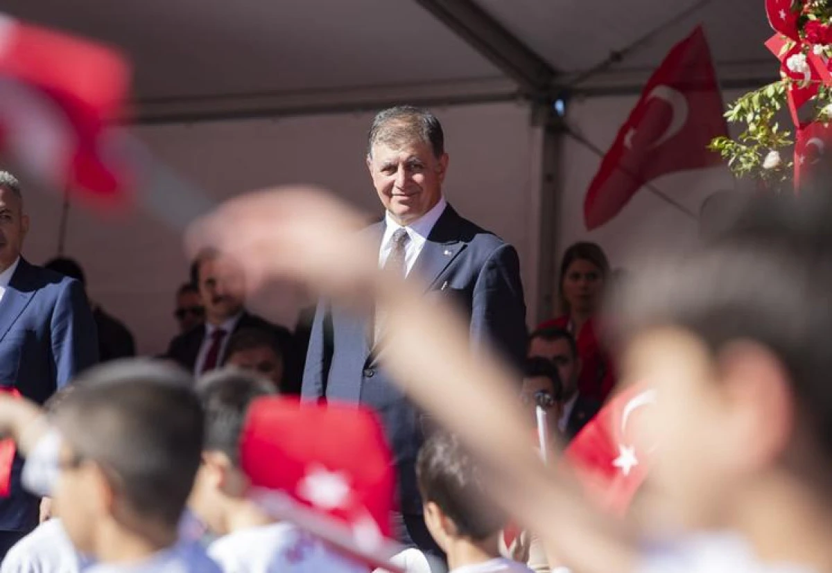 Başkan Tugay&rsquo;dan 18 Mart mesajı: &ldquo;Tarihe sığmayan bir direnişin zaferi&rdquo;