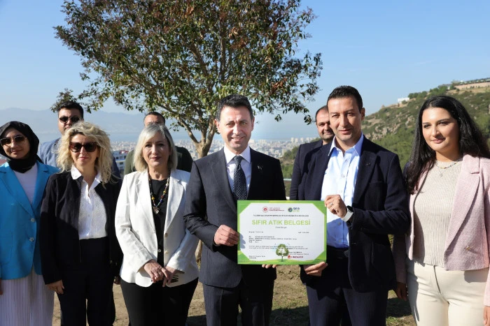 Bayraklı Belediyesi’ne Çevreci Ödül