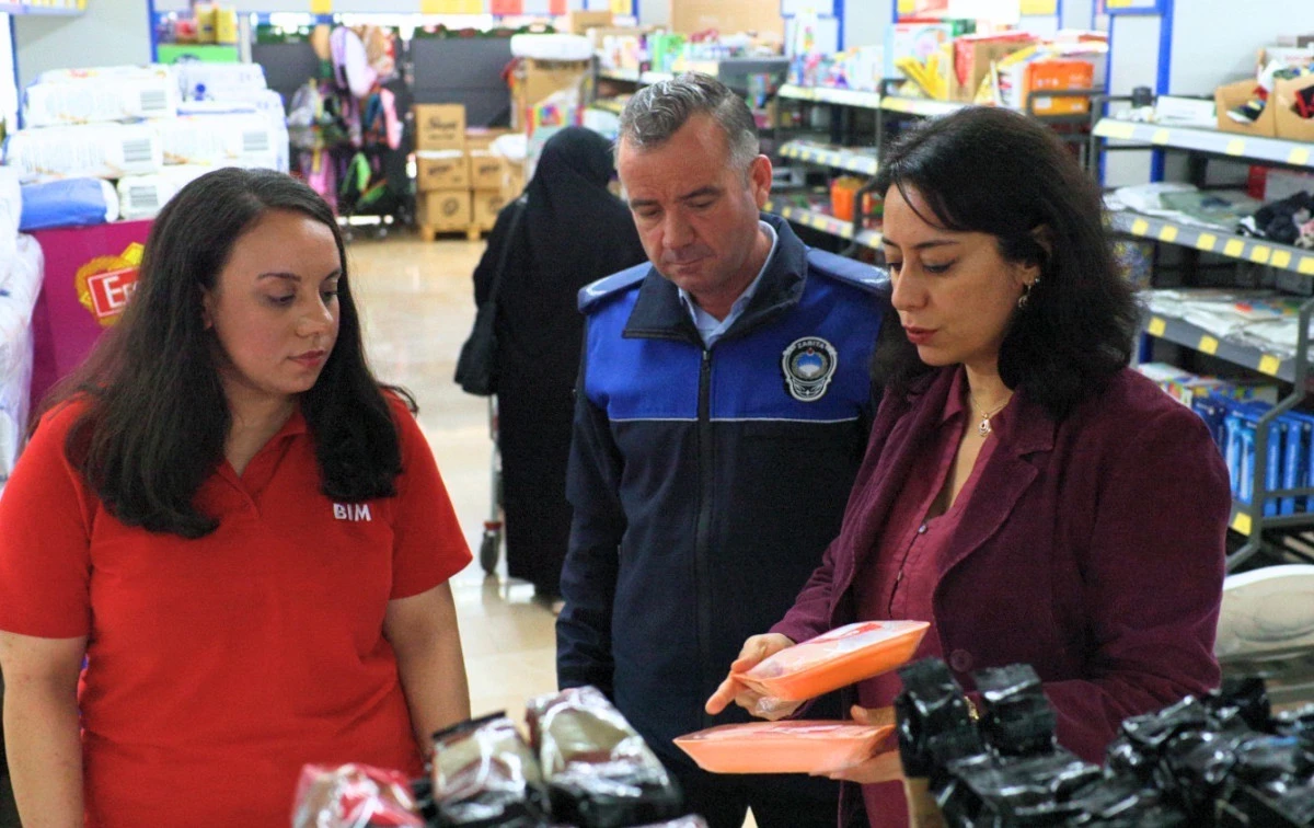 Bayraklı’da marketlere sıkı denetim