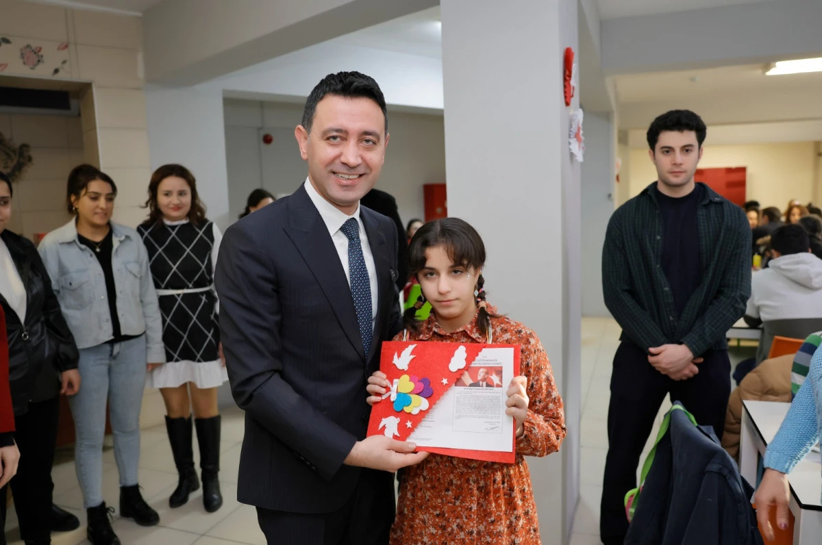 Bayraklı&rsquo;da Yarıyıl Tatili &Ccedil;ocuklar İ&ccedil;in Şenliğe D&ouml;n&uuml;ş&uuml;yor