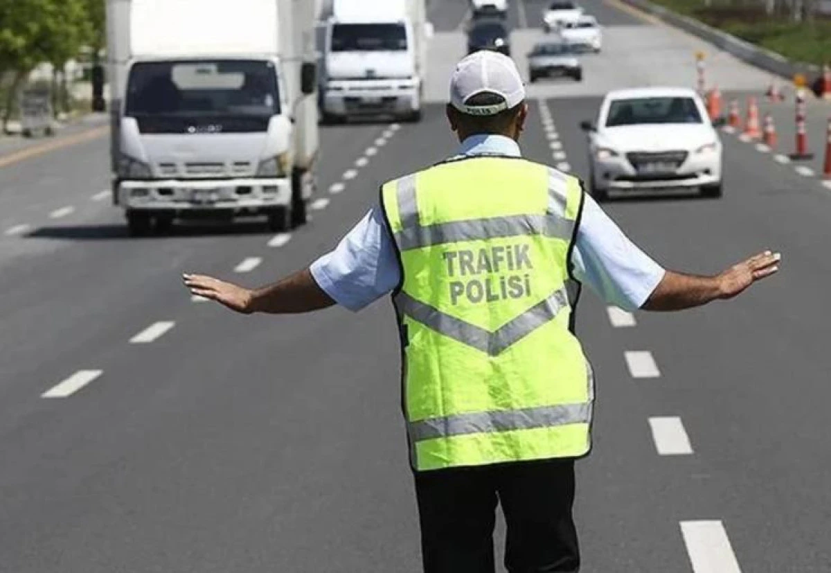 Bayramda Yola &Ccedil;ıkacaklar Dikkat! Trafikte Hız Sınırını Aşana Kademeli Ceza Geliyor! Artık Radarlar Affetmeyecek