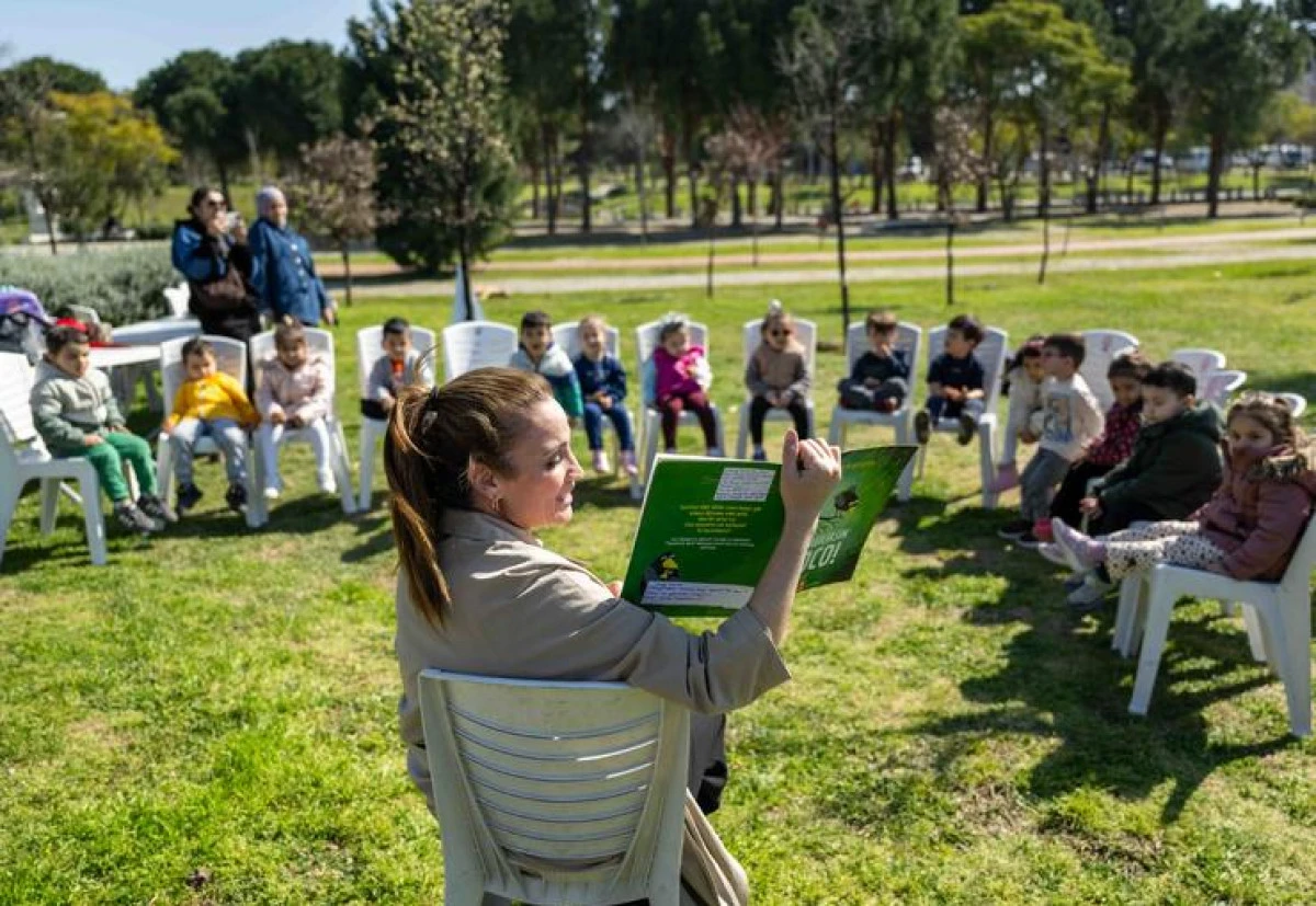Bornova&rsquo;da minikler &ouml;ğrenerek eğlendi