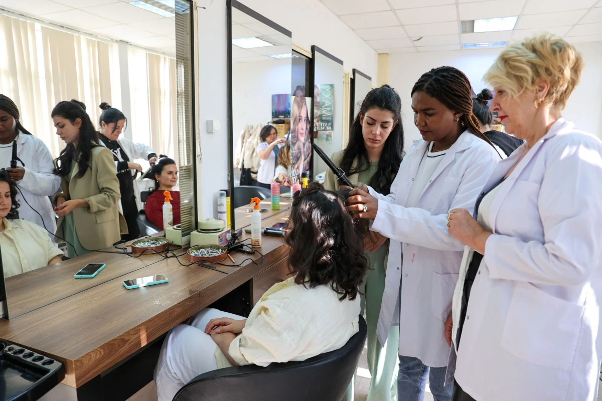 Buca Belediyesi kadın istihdamını meslek kurslarıyla destekliyor